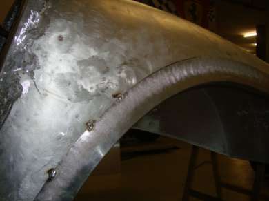 Aston Martin DB4 Motorhauben-Restauration